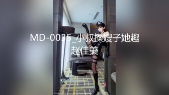 剧情演绎韵味美少妇勾搭足浴男技师，往上一点点再往上一点点，大腿根部揉搓掏出奶子，拨开内裤按摩床上骑坐