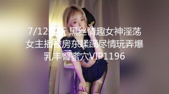 【潜入风俗店】会所骚女技师，推背按摩，性感热舞，骑在身上磨蹭