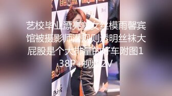 是小逗逗 咖啡色工匠服 迷人的丽质 曼妙苗条身姿明艳动人