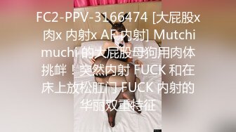 清纯卡哇伊18萝莉嫩妹 ，白色小吊带，厕所怼着小穴特写尿尿，给小男友口交，骑乘爆操，从下往上视角拍摄