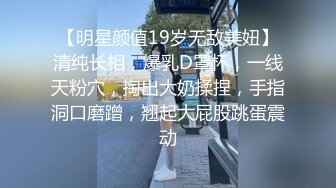   黑丝熟女大姐来验房勾搭搞装修的小哥激情啪啪，毛坯房内激情性爱交大鸡巴，无套爆草抽插干的冒白浆吞精