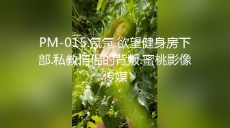 【漂亮又很骚神仙颜值美妞 】全裸扭腰尽显身姿，顶级美腿小骚穴 ，假屌磨蹭紧致洞口，进出抽插骑坐