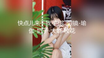 【人妻喂奶系列】第1弹 绝美少妇喂奶，太有味道了，好像艹她逼，吃她奶呀，羡慕了！